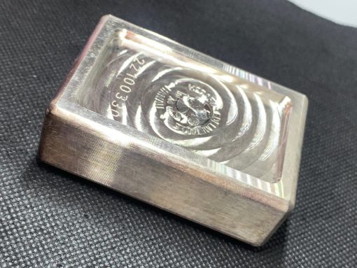 (新品) ヘレウス社「干支 十二支・丑年 牛年」純銀 1キロ バー #8926 - 画像 (6)