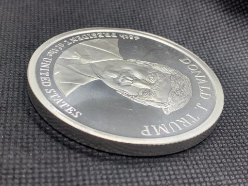 (新品) アメリカ「ドナルド・J・トランプ大統領」純銀 5オンス メダル #9835 - 画像 (2)